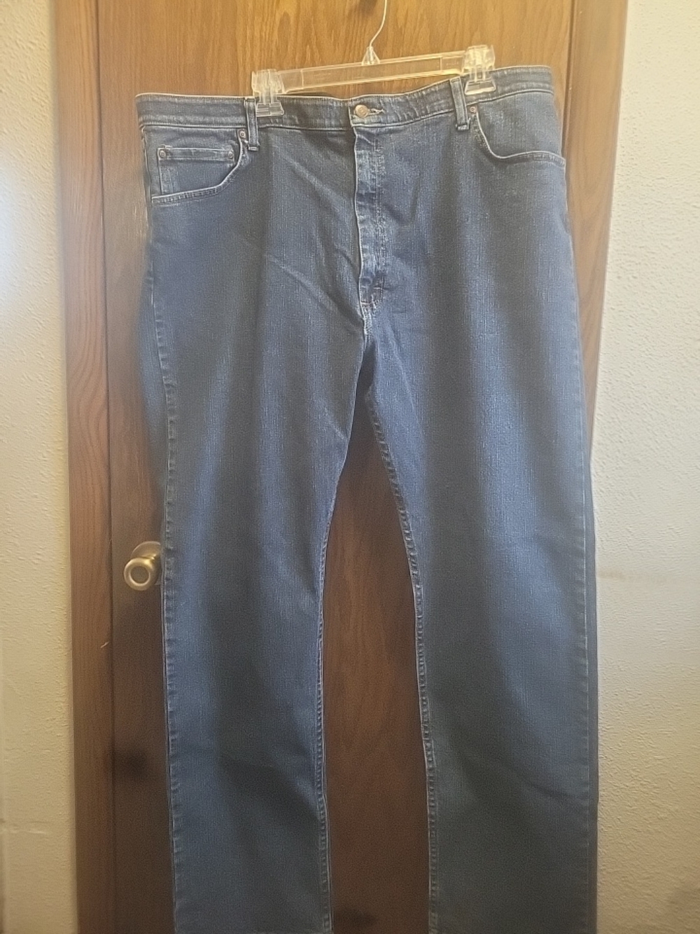 Wrangler Men's Classic Straight Blue Jeans